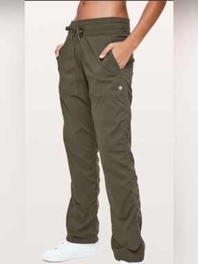 lululemon athletica streetwear Olive Utility Cargo Pants medium